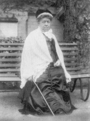 Florence Holland in 1911