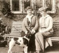 Lily and Kathleen in 1921